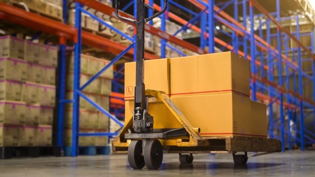can normal pallet jack work on 40x48 plastic pallet